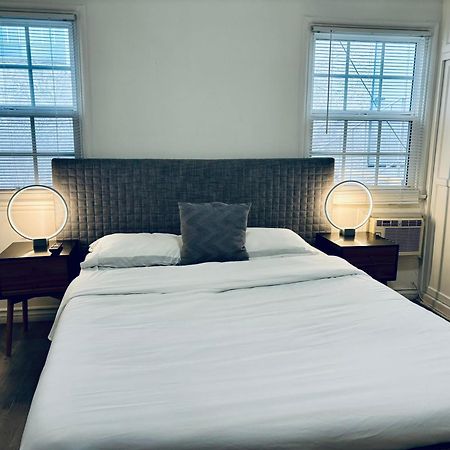 Modern, 1 Bed Condo, Downtown Century City Los Angeles Bagian luar foto