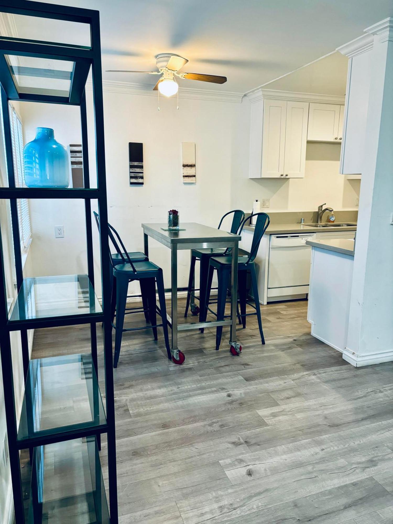Modern, 1 Bed Condo, Downtown Century City Los Angeles Bagian luar foto