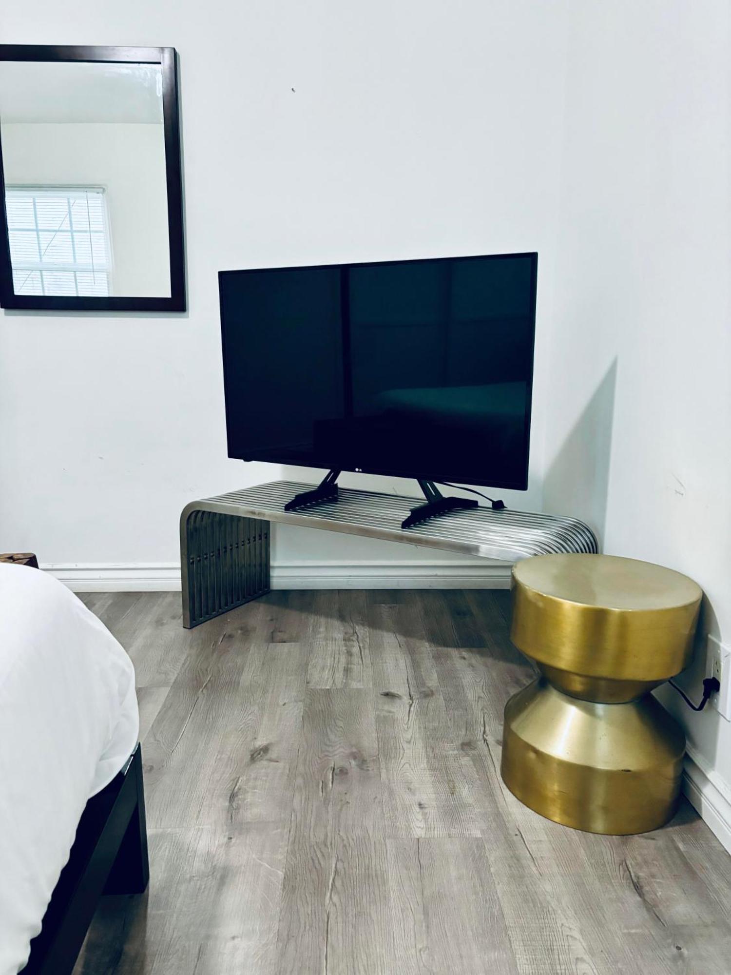 Modern, 1 Bed Condo, Downtown Century City Los Angeles Bagian luar foto